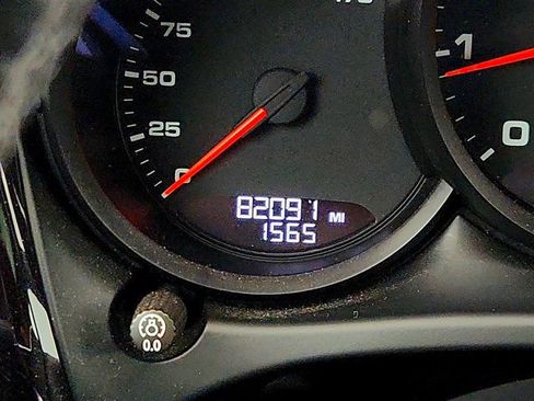 Used 2020 Porsche Macan image 16