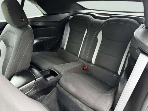 Used 2016 Chevrolet Camaro SS RWD image 41