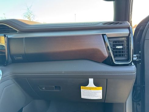 New 2026 GMC Sierra 1500 Denali w/ Denali Reserve Package image 25