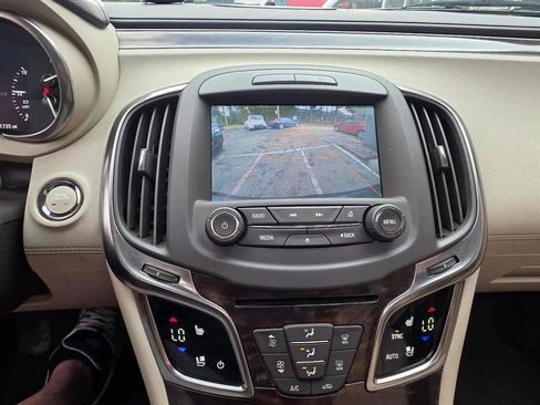 Used 2014 Buick LaCrosse Premium FWD image 15