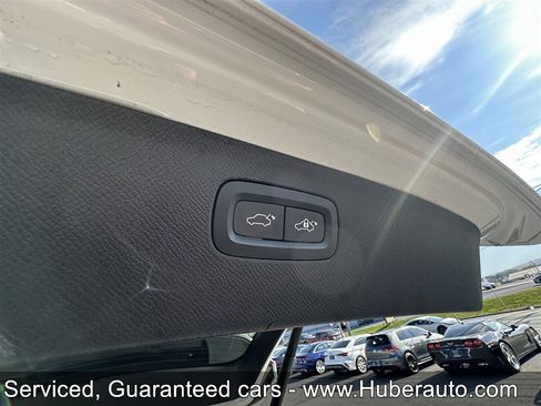 Used 2023 Volvo XC90 B6 Plus image 19