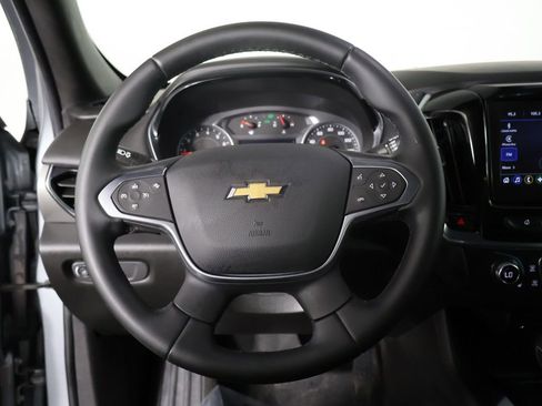 Used 2023 Chevrolet Traverse LT AWD/4WD image 37