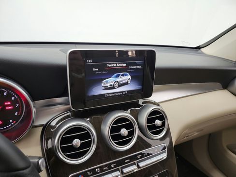 Used 2019 Mercedes-Benz GLC 300 image 13
