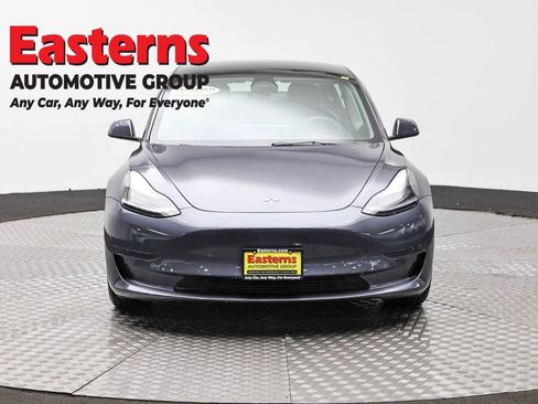 Used 2023 Tesla Model 3 Standard Range RWD image 2