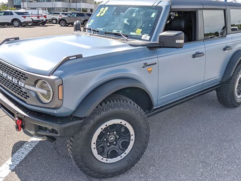 Used 2023 Ford Bronco Badlands AWD/4WD image 6