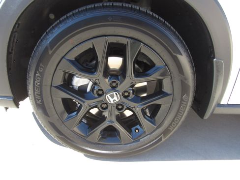 Used 2025 Honda HR-V Sport image 4