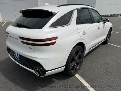 Used 2023 Genesis GV70 2.5T w/ Sport Prestige Package AWD/4WD image 5