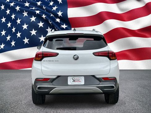 Used 2023 Buick Encore GX Essence w/ Experience Buick Package FWD image 4