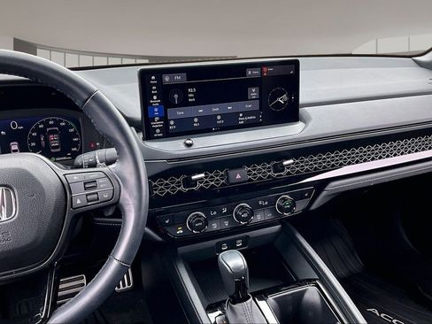 Used 2024 Honda Accord Sport image 6