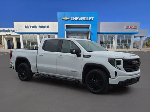 New 2026 GMC Sierra 1500 Elevation w/ Elevation Premium Package AWD/4WD image 3