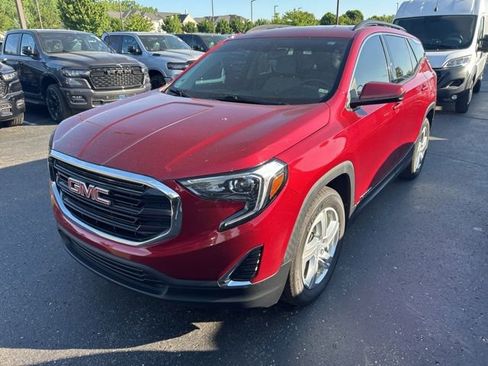 Used 2019 GMC Terrain SLE w/ Driver Convenience Package FWD image 1