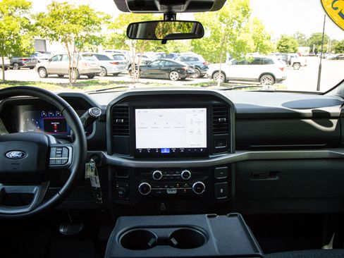 Used 2025 Ford F150 XLT w/ Equipment Group 301A Standard AWD/4WD image 28