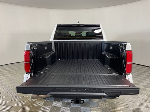 New 2026 Toyota Tacoma SR5 image 18