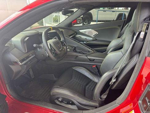 Used 2025 Chevrolet Corvette Stingray Premium Conv image 12