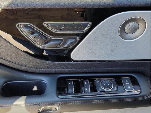 New 2025 Lincoln Aviator Reserve w/ Equipment Group 201A image 14