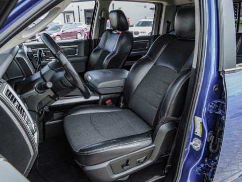 Used 2018 RAM 2500 Lone Star image 32