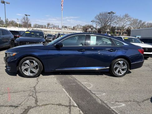 Used 2020 Honda Accord EX image 4