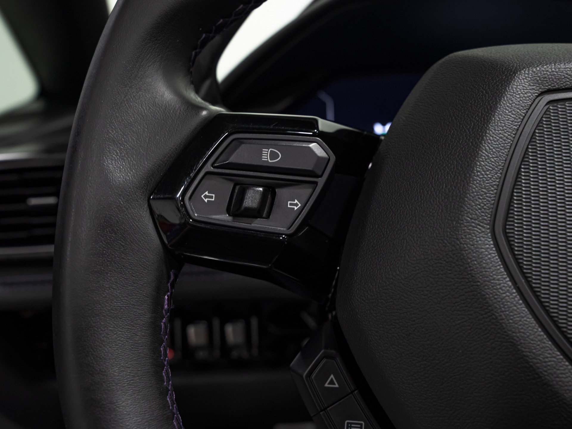 Used 2020 Lamborghini Huracan EVO AWD/4WD image 46