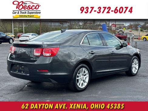 Used 2015 Chevrolet Malibu LT w/ Power Convenience Package image 4