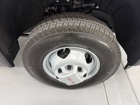 New 2026 GMC Sierra 3500 Pro w/ Convenience Package image 4