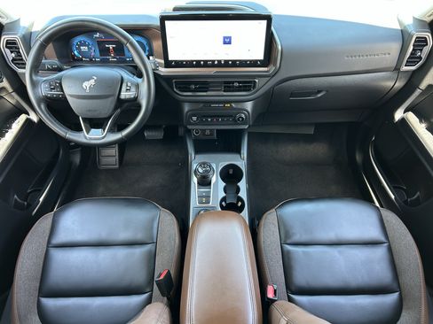 Used 2025 Ford Bronco Sport Outer Banks w/ Outer Banks Tech Package+ AWD/4WD image 13