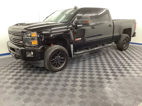 Used 2019 Chevrolet Silverado 2500 LTZ w/ Duramax Plus Package AWD/4WD image 1