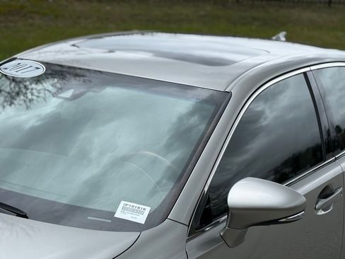 Used 2017 Lexus ES 350 w/ Luxury Package image 10