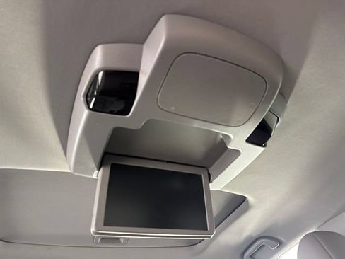 Used 2020 Honda Pilot Touring image 30