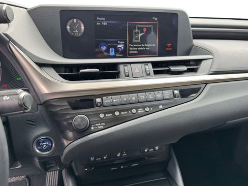 Certified 2020 Lexus ES 300h ES 300h Sedan image 24
