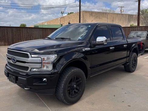 Used 2018 Ford F150 Platinum w/ Equipment Group 701A Luxury image 3