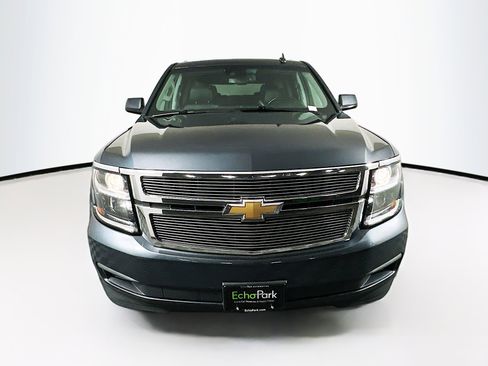 Used 2019 Chevrolet Tahoe LT image 2