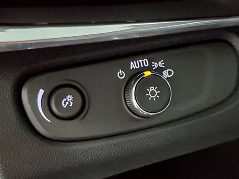 New 2026 Buick Envista Sport Touring w/ Convenience II Package FWD image 31
