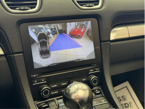 Used 2019 Porsche 718 Boxster image 18