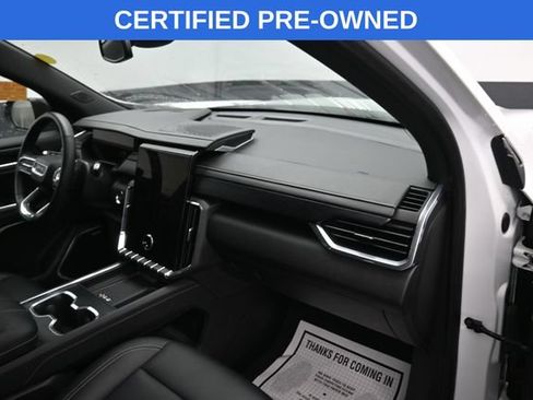 Used 2024 GMC Acadia Elevation AWD/4WD image 12