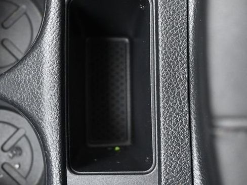 Used 2019 Nissan Rogue SV w/ Premium Package AWD/4WD image 21