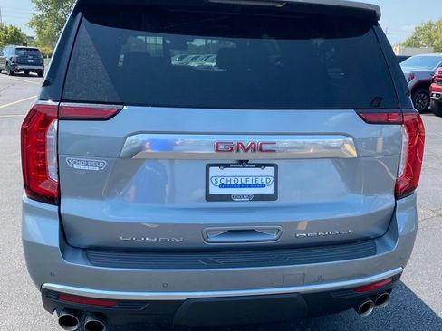 Used 2024 GMC Yukon XL Denali AWD/4WD image 4