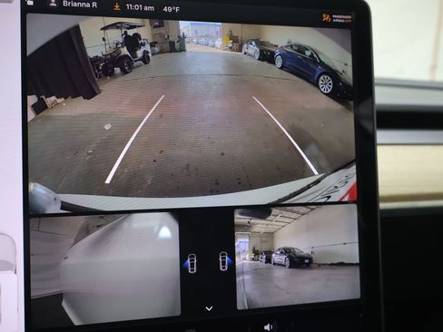 Used 2020 Tesla Model 3 Standard Range Plus image 22