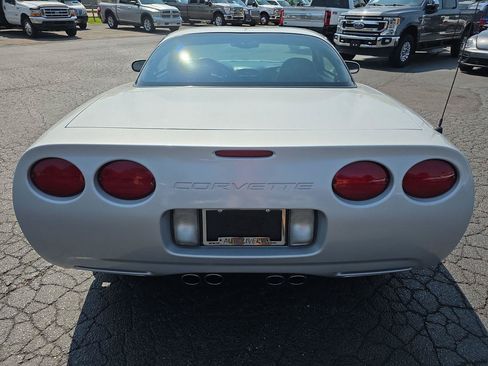 Used 2001 Chevrolet Corvette Z06 RWD image 14