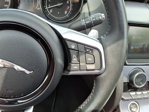 Used 2018 Jaguar F-TYPE Convertible RWD image 16