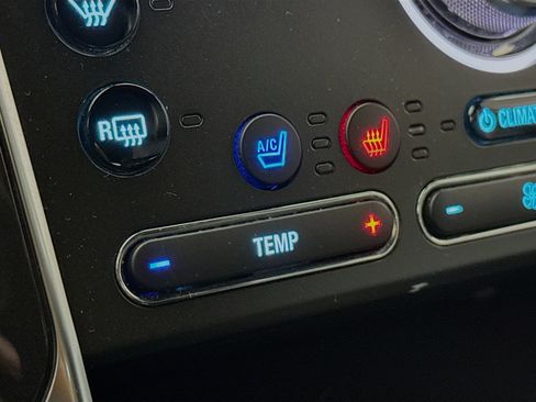 Used 2018 Ford Explorer Sport w/ Equipment Group 401A image 20