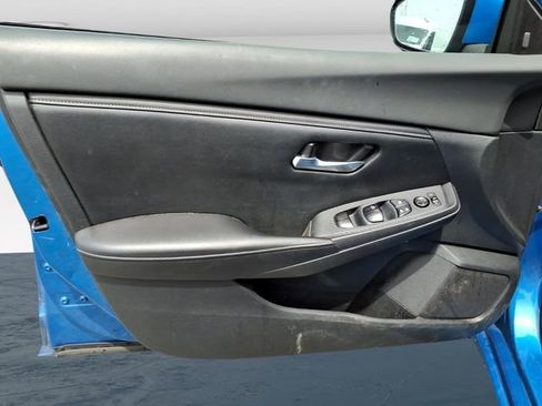 Used 2021 Nissan Sentra SV FWD image 15