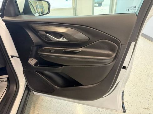 Used 2022 GMC Terrain SLT w/ LPO, Floor Liner Package AWD/4WD image 43