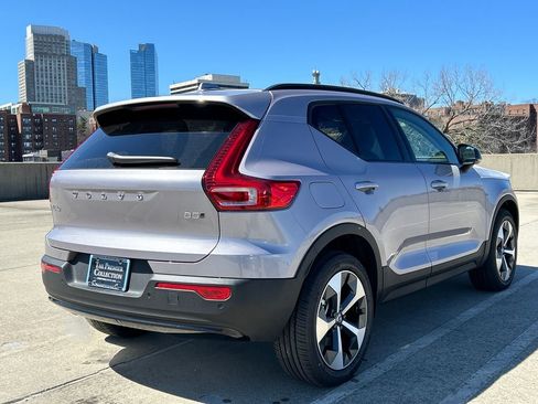 New 2026 Volvo XC40 B5 Core w/ Climate Package image 2