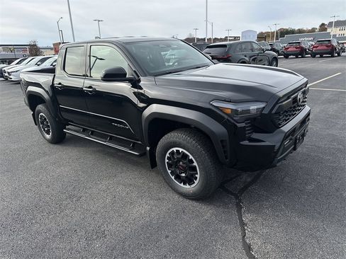 New 2025 Toyota Tacoma TRD Off-Road image 6