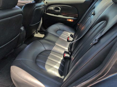 Used 2001 Chrysler 300M FWD image 20