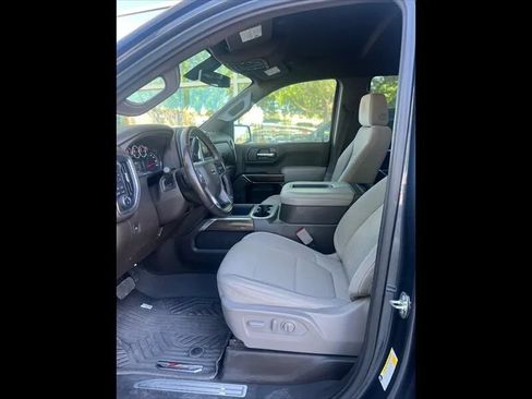 Used 2022 Chevrolet Silverado 1500 LT Trail Boss w/ Bed Protection Package AWD/4WD image 10