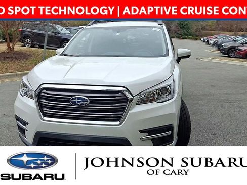 Used 2020 Subaru Ascent Premium w/ Convenience Package image 3