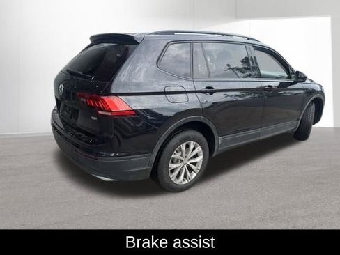 Used 2018 Volkswagen Tiguan S FWD image 7