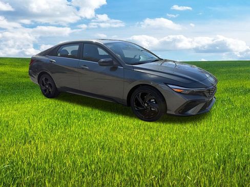 New 2026 Hyundai Elantra SEL Sport Premium FWD image 4