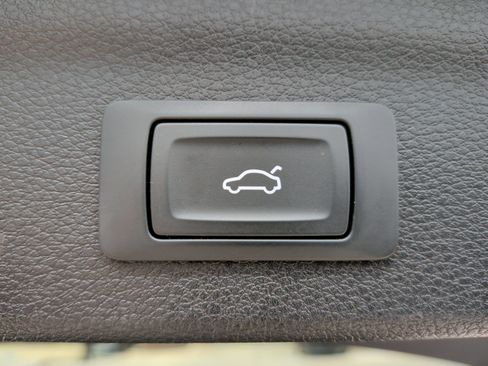 Used 2022 Audi Q3 2.0T Premium Plus image 41